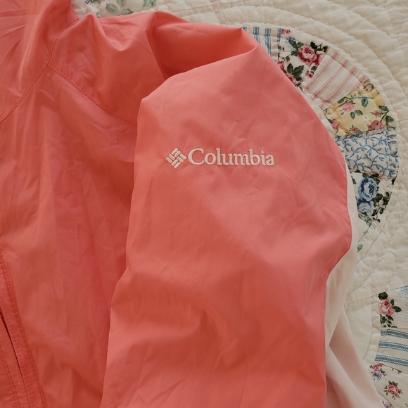 Columbia Rain Jacket - Picture 6 of 7